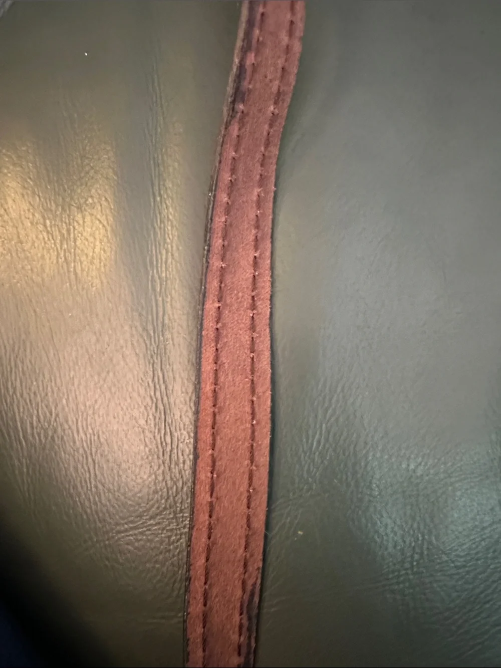 Classic Saddle Crossbody Bag in Burgundy